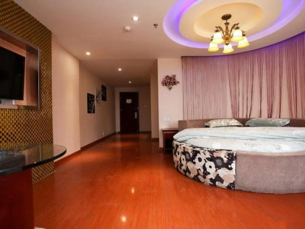 Imagen de la habitación del Hotel GreenTree Inn Hongze Daqing Rd Business Hotel. Foto 15