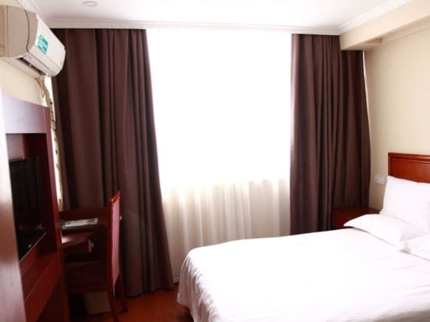 Imagen de la habitación del Hotel GreenTree Inn Huaian Chuzhou Avenue Zhou Enlai Memorial Hall. Foto 12