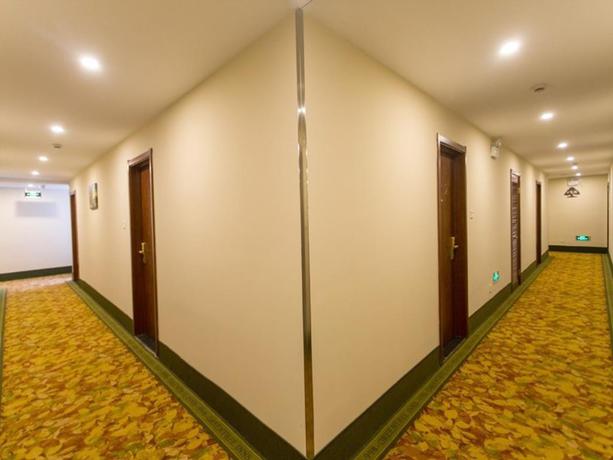 Imagen general del Hotel GreenTree Inn Metro Station Shell Hotel. Foto 2