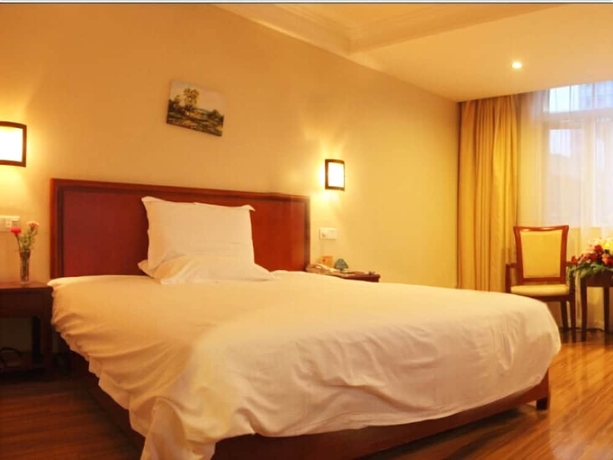 Imagen de la habitación del Hotel GreenTree Inn NanNing LangDong Hotel. Foto 9