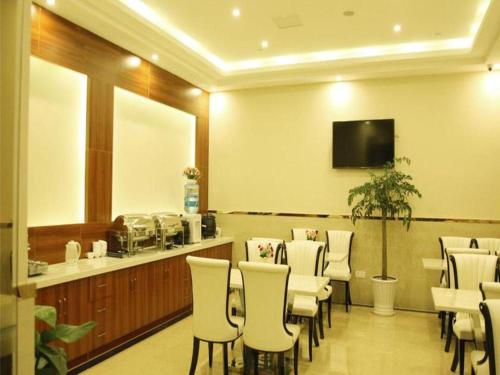 Imagen general del Hotel GreenTree Inn Nanjing Software Valley DaDingFang Express. Foto 2