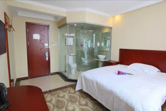 Imagen de la habitación del Hotel GreenTree Inn ShangHai PuDong Airport HuaXia East Road Railway Station Shell Hotel. Foto 14