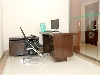 Imagen general del Hotel GreenTree Inn Shanghai Dabaishu. Foto 2