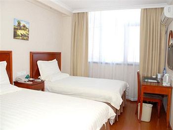 Imagen general del Hotel GreenTree Inn Shanghai Dabaishu. Foto 4