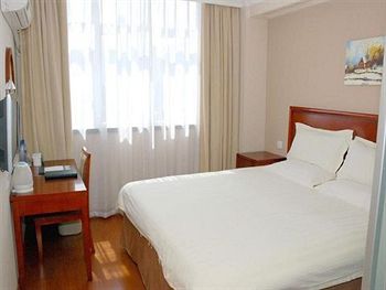 Imagen general del Hotel GreenTree Inn Shanghai Dabaishu. Foto 5