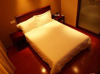 Imagen general del Hotel GreenTree Inn Shanghai Jiading Huancheng Road Expr. Foto 8