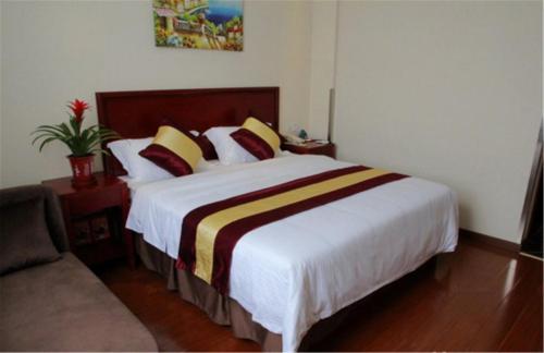Imagen general del Hotel GreenTree Inn Shanghai National Convention Center Xinfu Middle Road Huazhi Road Hotel. Foto 3