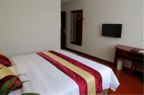 Imagen de la habitación del Hotel GreenTree Inn Shanghai National Convention Center Xinfu Middle Road Huazhi Road Hotel. Foto 7