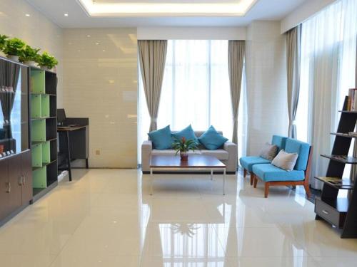 Imagen general del Hotel GreenTree Inn Suzhou Changshu Huanghe Road Linli Center Express. Foto 3