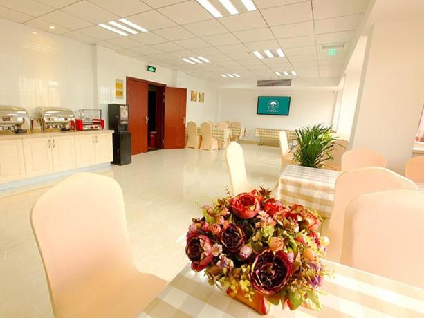 Imagen del bar/restaurante del Hotel GreenTree Inn Technology University Youth Square. Foto 3
