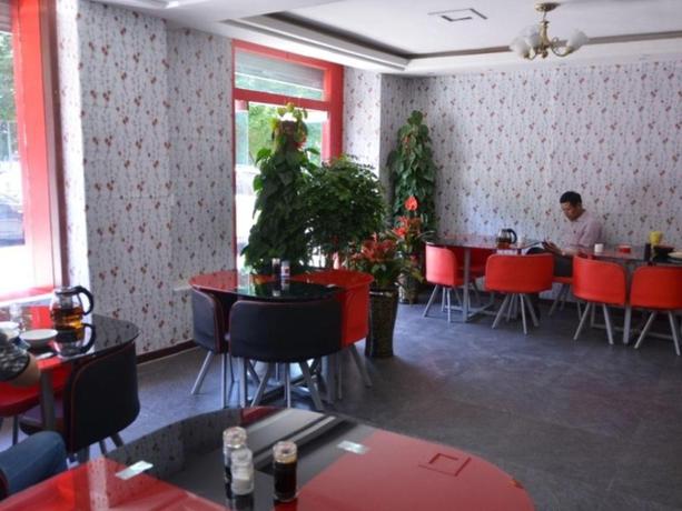 Imagen de los interiores del Hotel GreenTree Inn Urumqi Qiming Yuan Business Branch. Foto 6