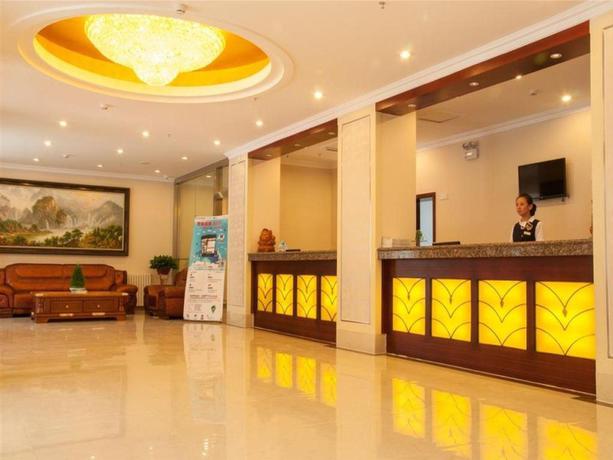 Imagen de los interiores del Hotel GreenTree Inn Urumqi Qiming Yuan Business Branch. Foto 7