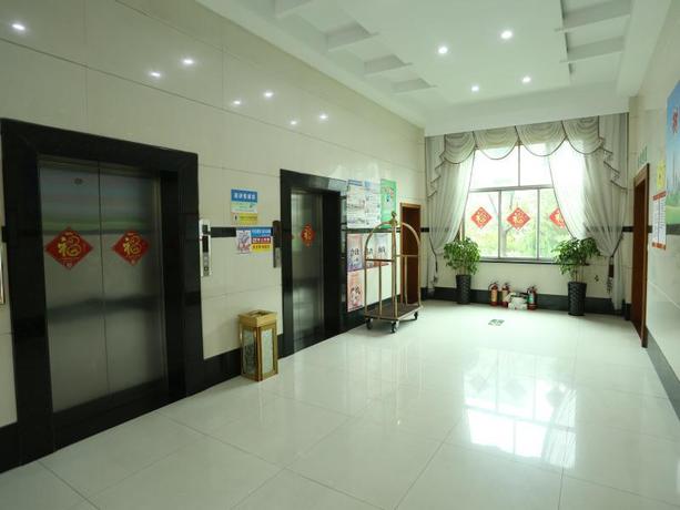 Imagen de los interiores del Hotel GreenTree Inn Wangyun West Road Business Hotel. Foto 14