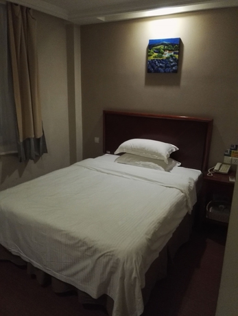 Imagen de la habitación del Hotel GreenTree Inn Wuhan Wuchang Railway Station East Square Business. Foto 5