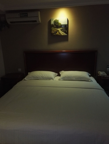 Imagen de la habitación del Hotel GreenTree Inn Wuhan Wuchang Railway Station East Square Business. Foto 10
