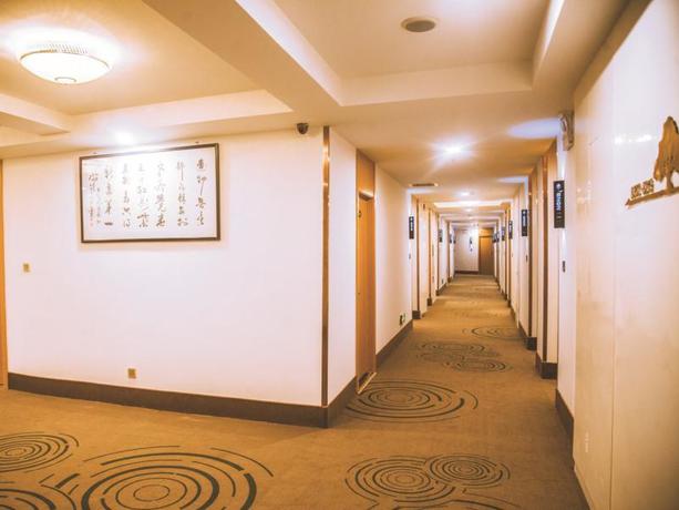 Imagen general del Hotel GreenTree Inn Xi'an Lintong District Terracotta Warriors Huaqing Pool Metro Station. Foto 3