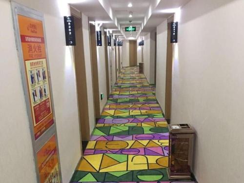 Imagen general del Hotel GreenTree Inn Xuzhou Yunlong District Lvdi Business City Shell. Foto 6