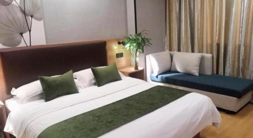 Imagen general del Hotel GreenTree Inn Yixing Zhangzhu Express. Foto 8