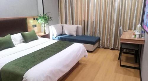 Imagen general del Hotel GreenTree Inn Yixing Zhangzhu Express. Foto 20