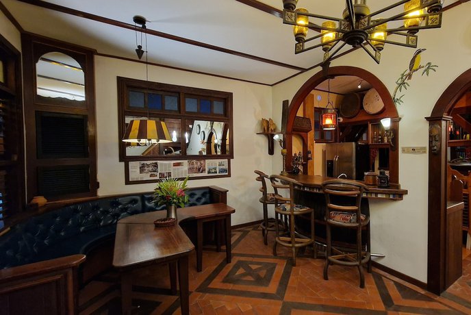 Imagen del bar/restaurante del Hotel Greenheart Boutique. Foto 5