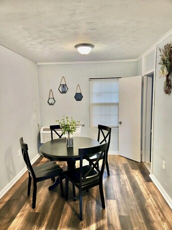 Imagen de la habitación del Hotel Greenhill Boutique Suites. Foto 7