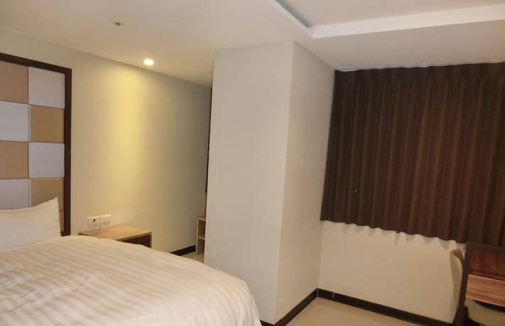 Imagen de la habitación del Hotel Greeninn. Foto 4