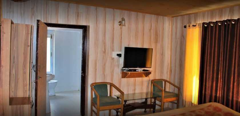 Imagen de la habitación del Hotel Greenland Kargil. Foto 6