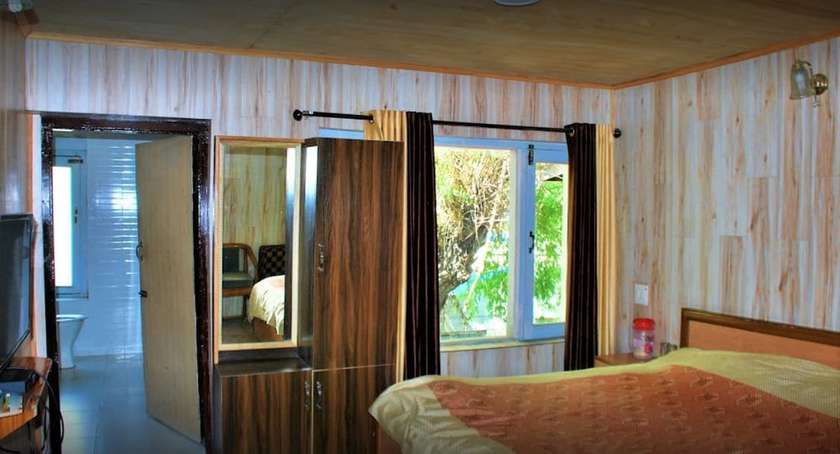 Imagen de la habitación del Hotel Greenland Kargil. Foto 11