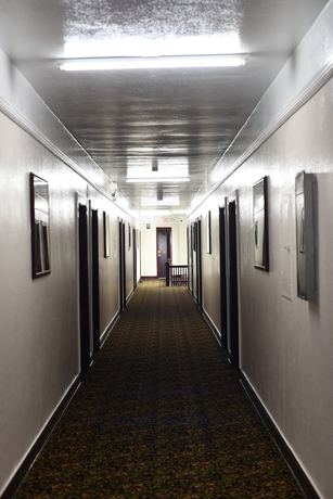 Imagen de los interiores del Hotel Greenleaf Long Beach Convention Center. Foto 13