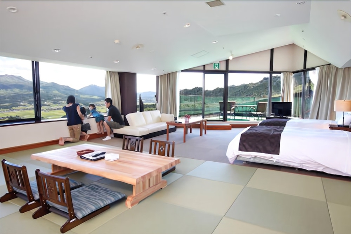 Imagen de la habitación del Hotel Greenpia Minami Aso. Foto 8