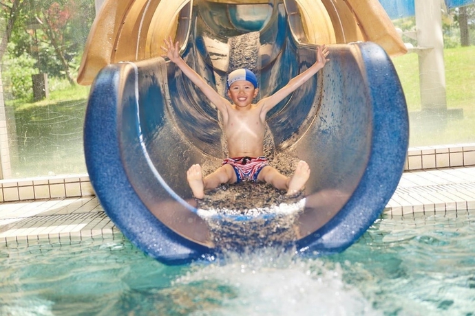 Imagen de la piscina del Hotel Greenpia Onuma. Foto 14