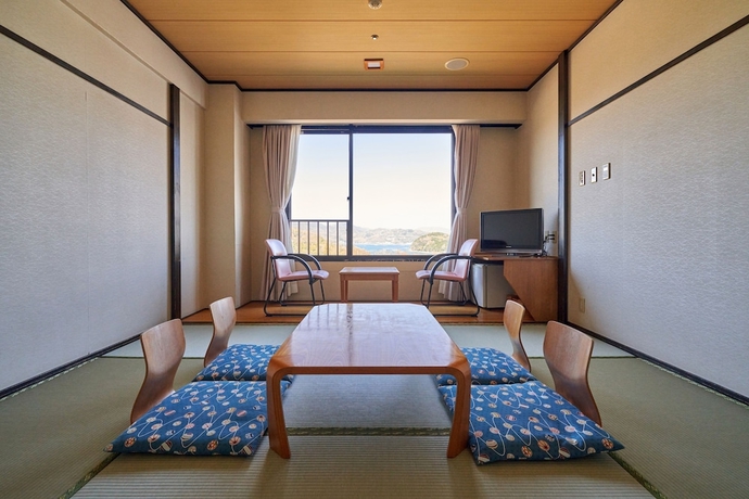 Imagen de la habitación del Hotel Greenpia Setouchi. Foto 11