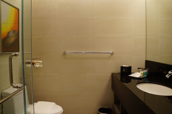 Imagen de la habitación del Hotel Greens And Suites. Foto 2