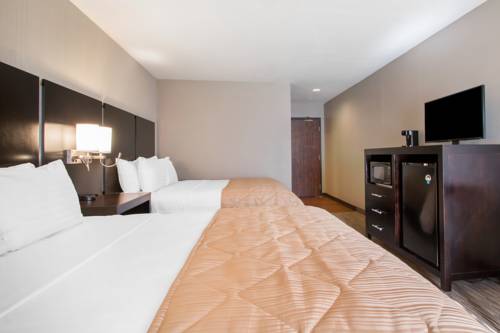 Imagen de la habitación del Hotel Greenstay Inn and Suites Courtview. Foto 5