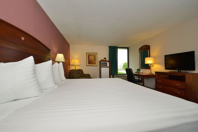 Imagen de los interiores del Hotel Greenstay and Suites, Springfield. Foto 15