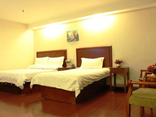 Imagen de la habitación del Hotel Greentree Alliance Shanghai Chenghuang Temple Bund. Foto 6