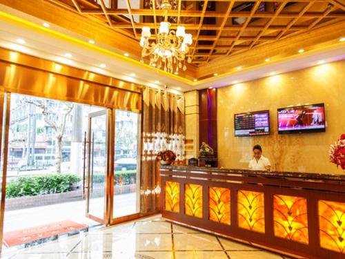 Imagen de la habitación del Hotel Greentree Alliance Shanghai Chenghuang Temple Bund. Foto 9