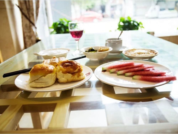 Imagen del bar/restaurante del Hotel Greentree Alliance Shangrao Yiyang County Zhimin Aveune Yingbin Avenue. Foto 3