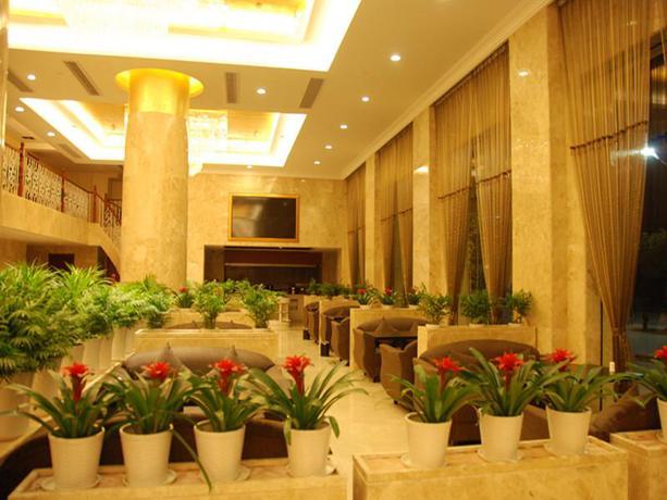 Imagen de los interiores del Hotel Greentree Eastern Quzhou Hewu Road Hotel. Foto 7
