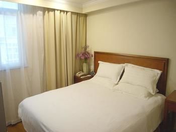 Imagen de los exteriores del Hotel Greentree Inn Changzhou Times Square. Foto 10