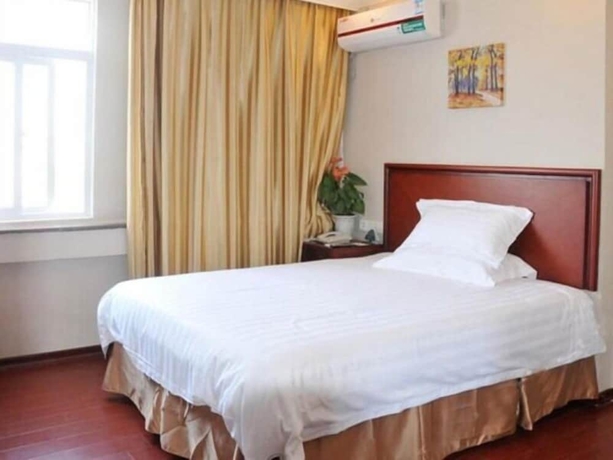 Imagen de la habitación del Hotel Greentree Inn Fujian Xiamen University Business. Foto 6