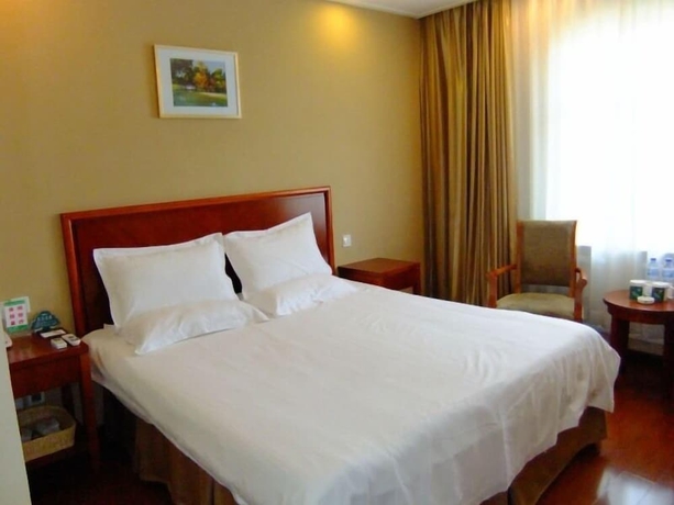 Imagen de la habitación del Hotel Greentree Inn Fujian Xiamen University Business. Foto 13