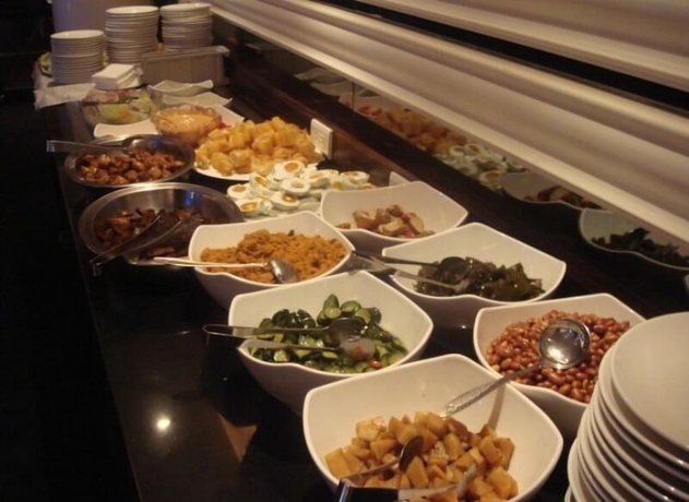 Imagen del bar/restaurante del Hotel Greentree Inn Fujian Xiamen University Business. Foto 4