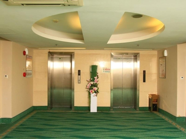 Imagen de los interiores del Hotel Greentree Inn Guangdong Shenzhen Buji Long Dragon. Foto 13