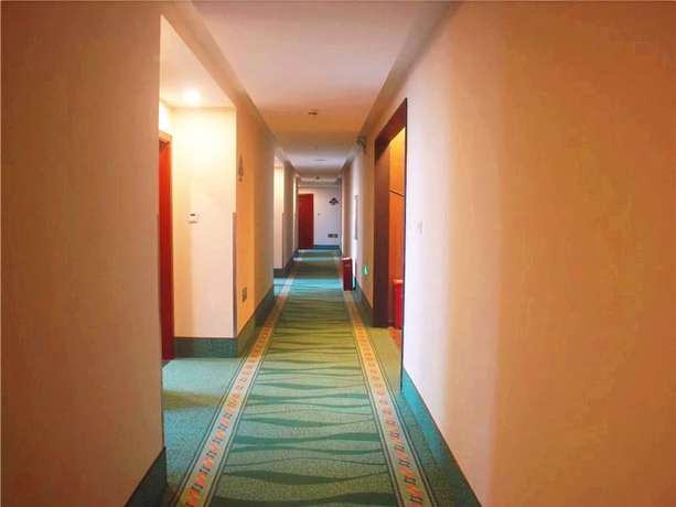 Imagen de los interiores del Hotel Greentree Inn Jiangsu Nantong Rugao Haiyang Road Tiancheng Business. Foto 17