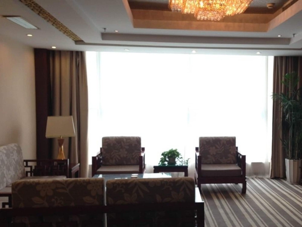 Imagen de los interiores del Hotel Greentree Inn Jiangsu Suzhou Heshan Business. Foto 13