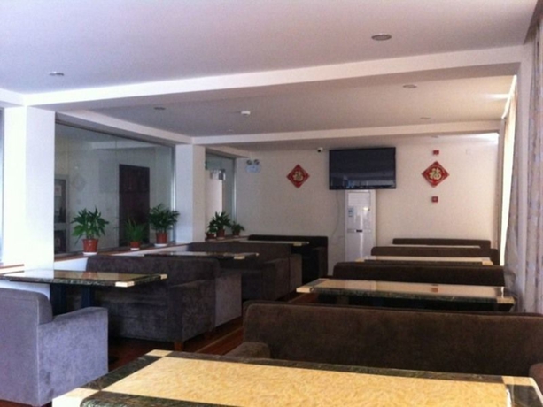 Imagen del bar/restaurante del Hotel Greentree Inn Jiangsu Suzhou Wujiang Tongli Expres. Foto 3