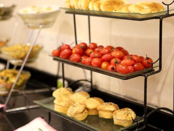 Imagen del bar/restaurante del Hotel Greentree Inn Jiangsu Suzhou Zhonghuan Baihui Square Middle Yangchenghu Station Express. Foto 5