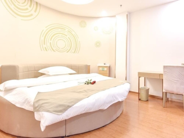 Imagen de la habitación del Hotel Greentree Inn Kaifeng Jinming Plaza Business. Foto 2