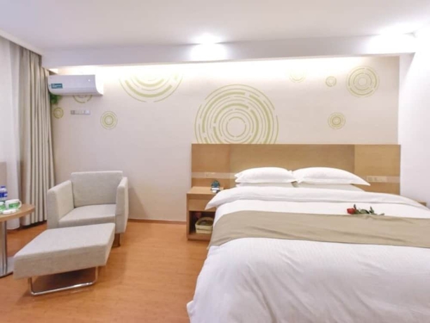Imagen de la habitación del Hotel Greentree Inn Kaifeng Jinming Plaza Business. Foto 7